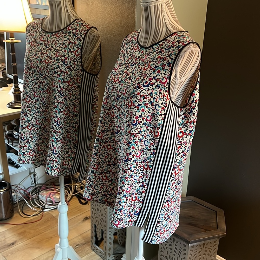 SportMax, by MaxMara, floral and Striped Sleeveless Top, size 12 - Picture 4 of 11